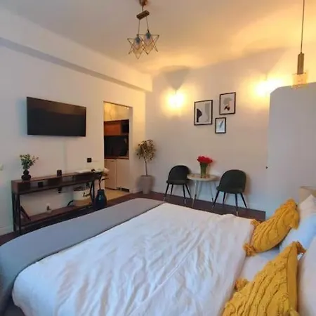 Studio Calea Victoriei *